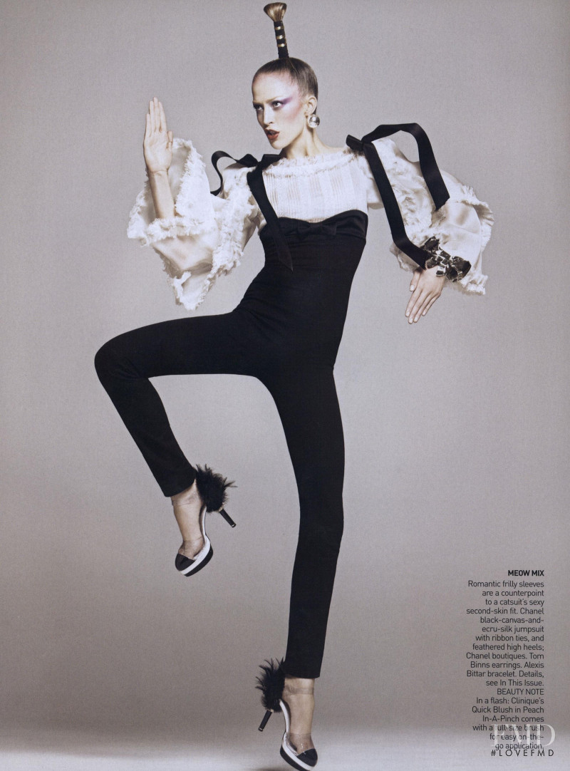 Raquel Zimmermann featured in One-Piece Wonder, February 2009