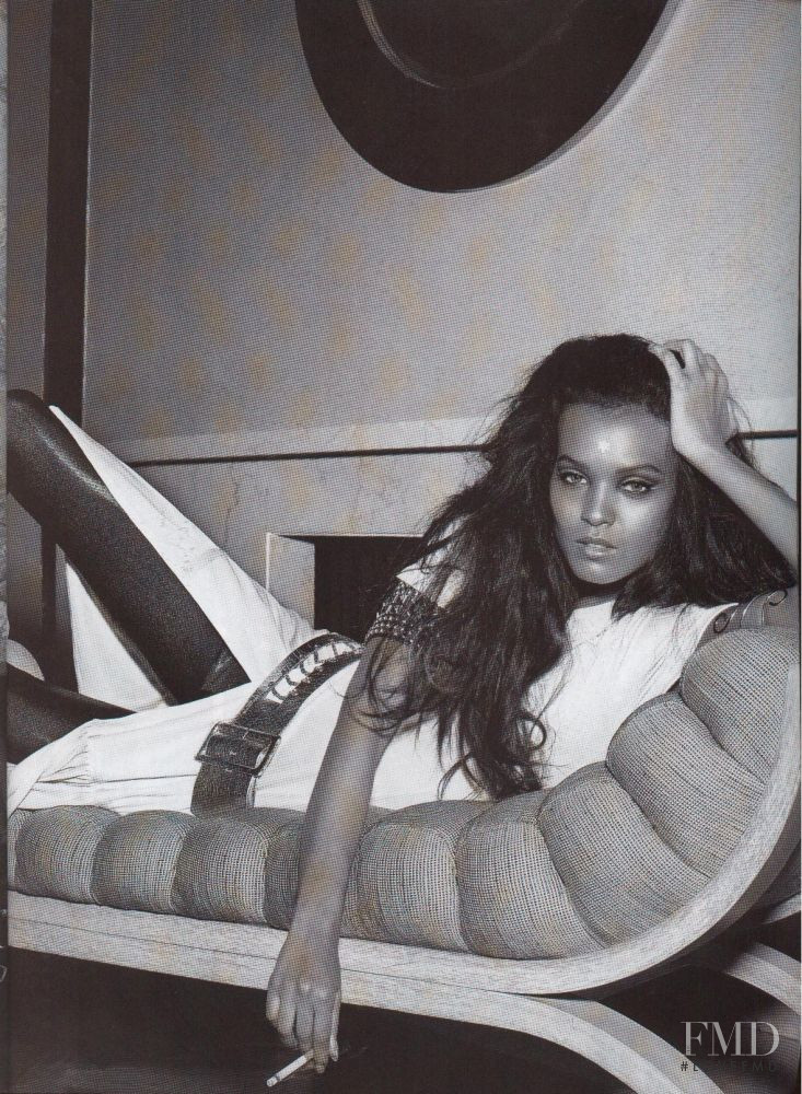 Liya Kebede featured in A ravishing Beauty, August 2006