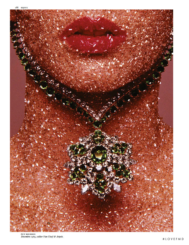 Bijoux, October 2021