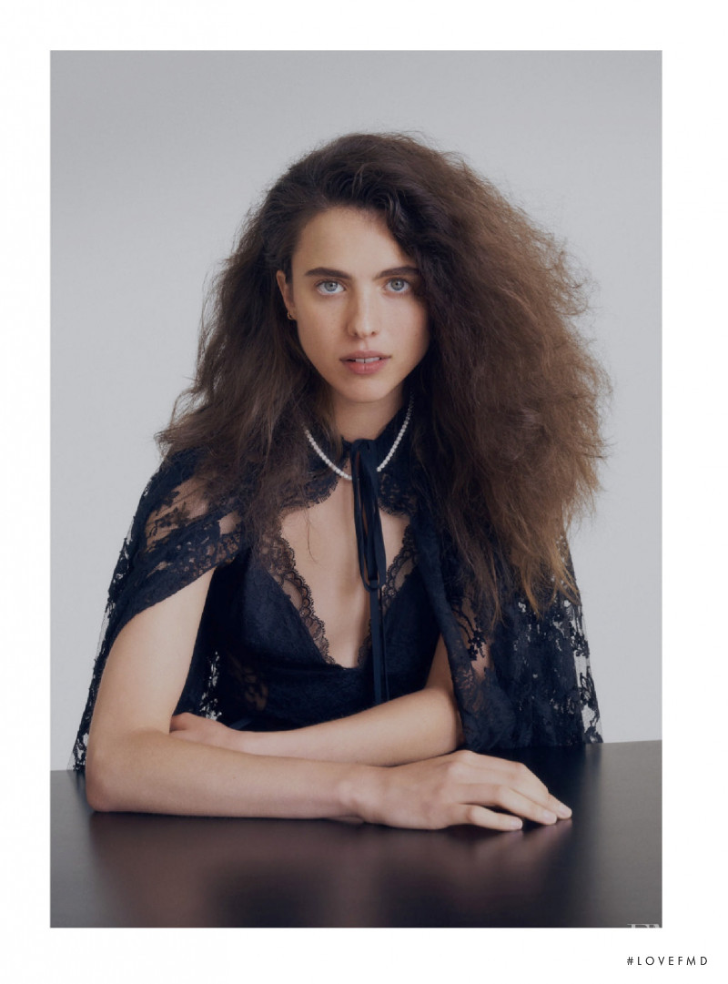 Margaret Qualley featured in Margaret Qualley, November 2021