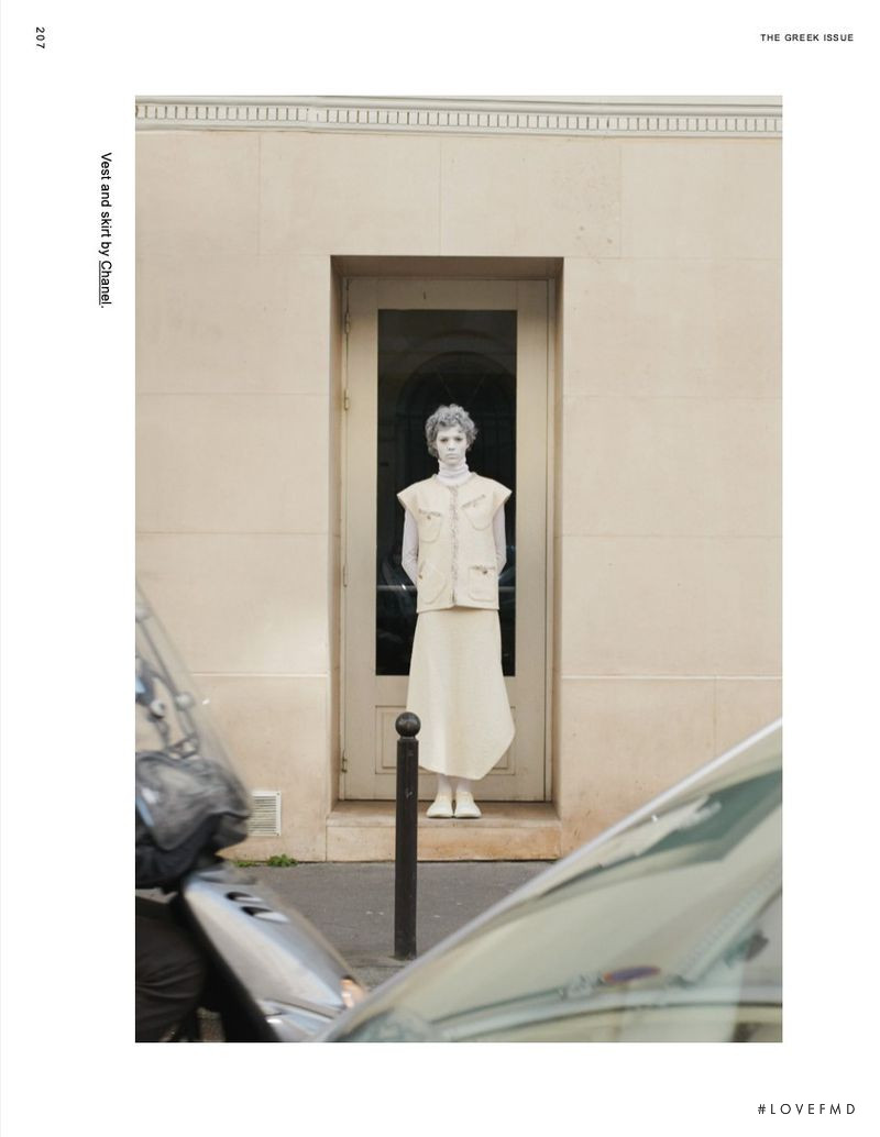 Alix Bouthors featured in Rue d\'Athènes, April 2021