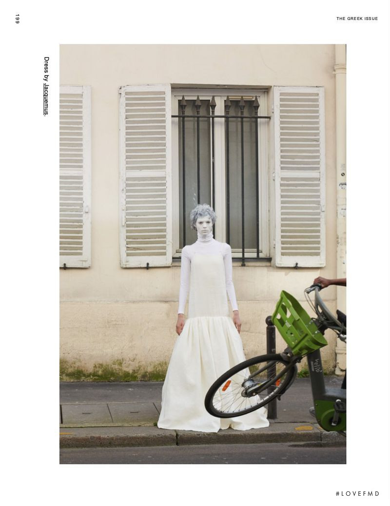 Alix Bouthors featured in Rue d\'Athènes, April 2021