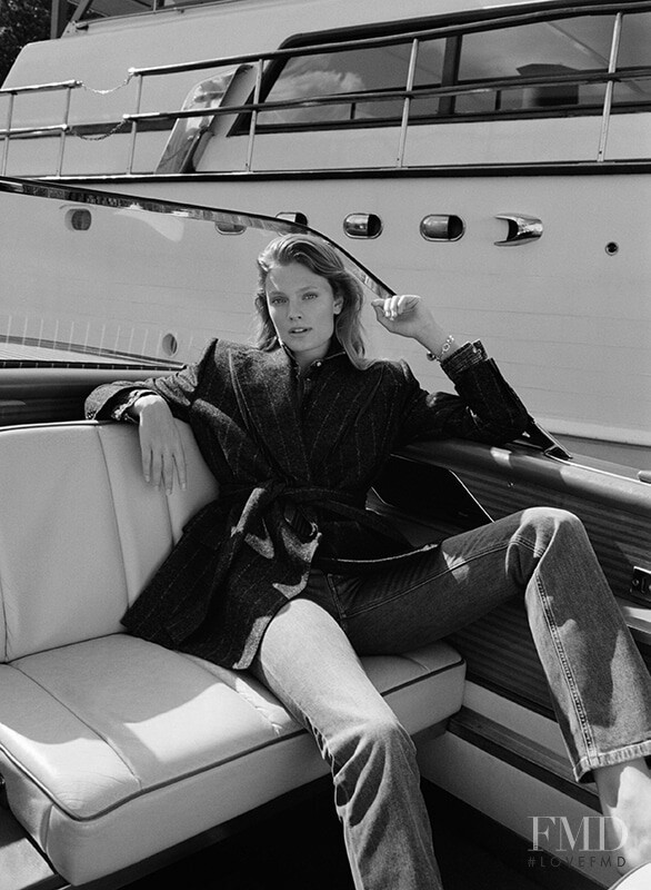 Constance Jablonski featured in Sur les Quais, November 2020