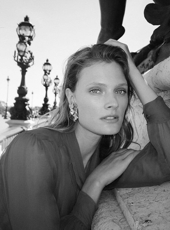 Constance Jablonski featured in Sur les Quais, November 2020