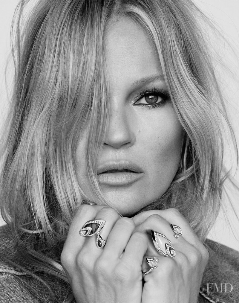 Kate Moss featured in Kate Moss, December 2021