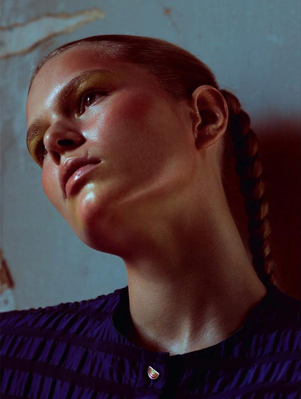 Anna Ewers featured in Anna Ewers, March 2017