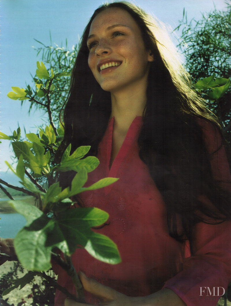 Sarah Schulze featured in Abendland, September 1999