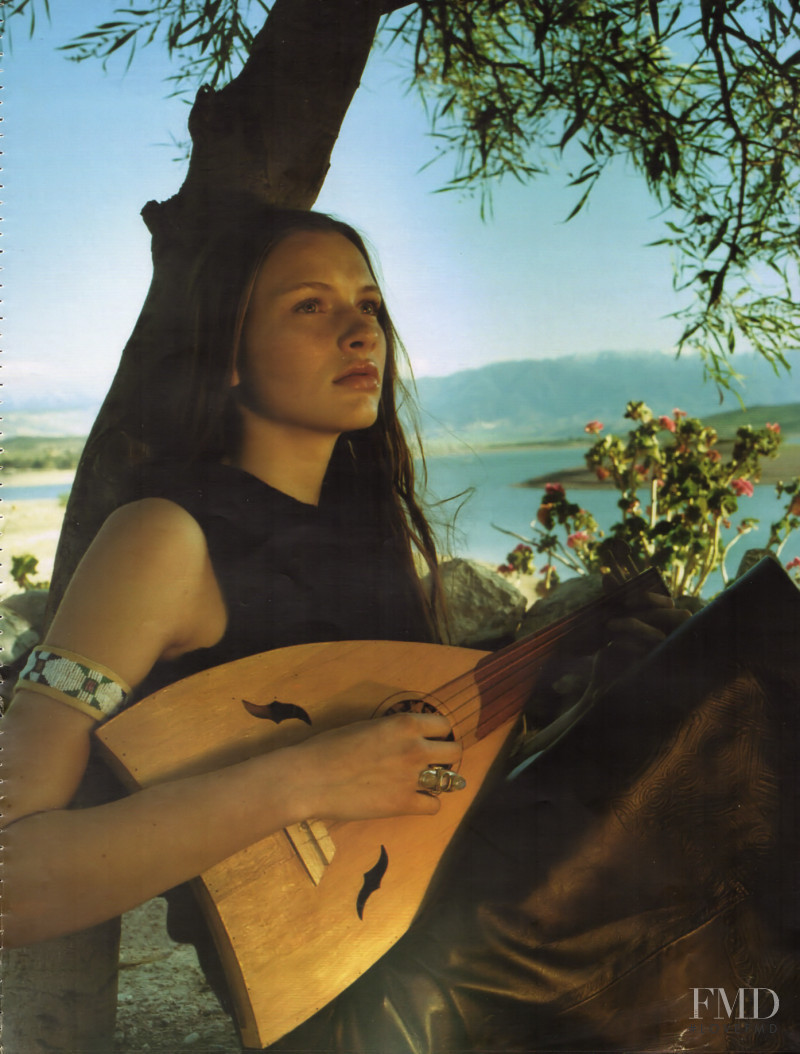 Sarah Schulze featured in Abendland, September 1999