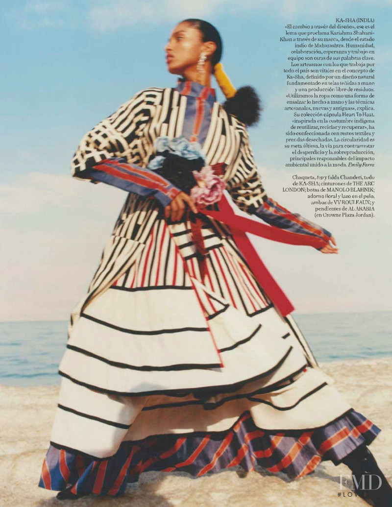 Imaan Hammam featured in Un Mundo Nuevo, January 2022