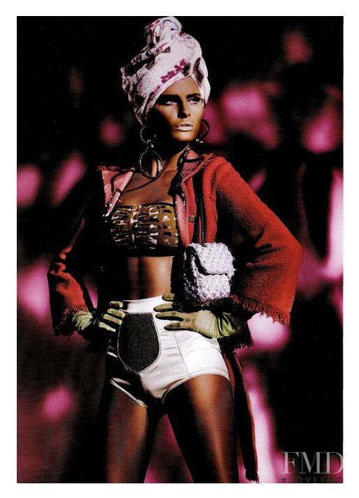 Isabeli Fontana featured in Contes Du Jour Et De La Nuit, December 2007