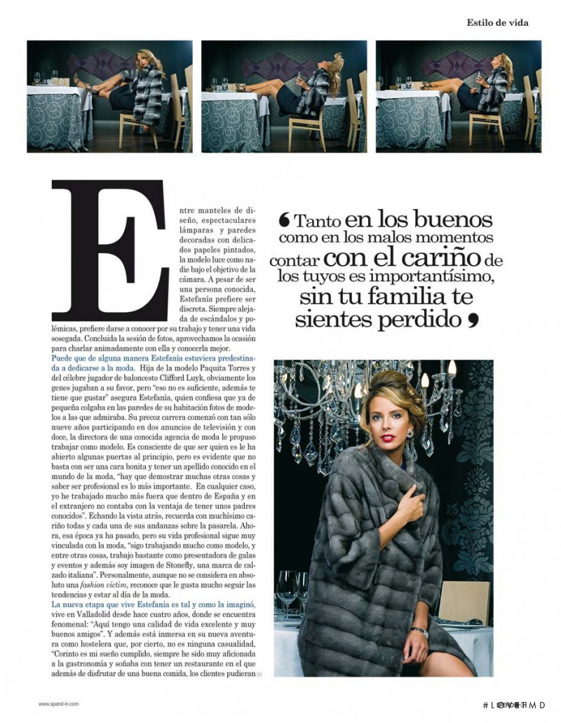 Estefania Luyk featured in La Perfecta Anfitriona, September 2009