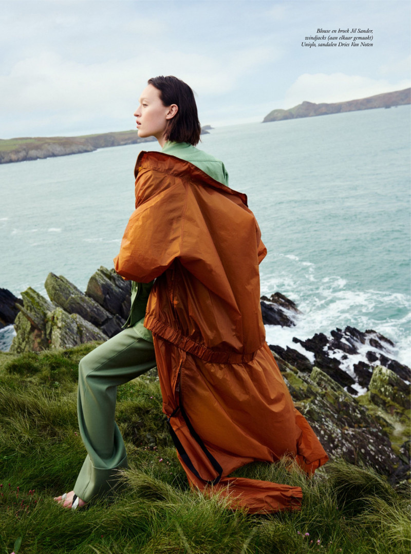 Elizabeth Davison featured in Woeste Hoogten, June 2019
