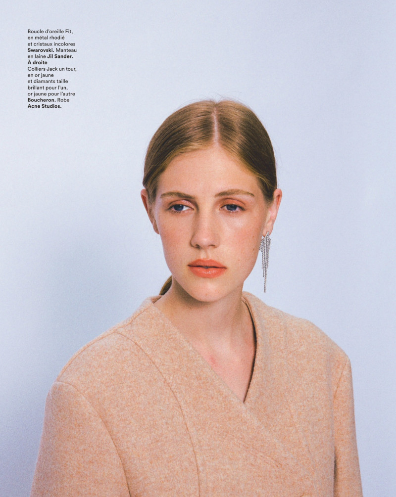 Liv Sillinger featured in Retour A La Ligne, September 2019