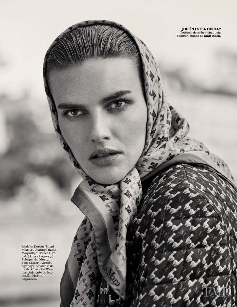 Dorota Kullova featured in A Orillas Del Sena, September 2021