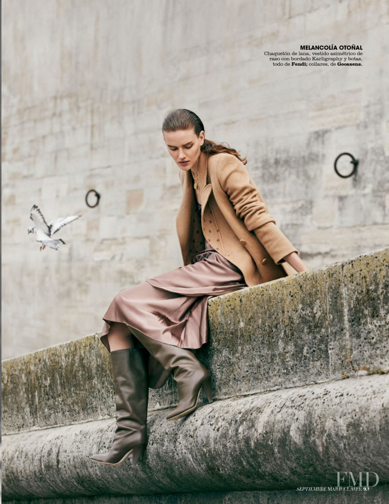 Dorota Kullova featured in A Orillas Del Sena, September 2021