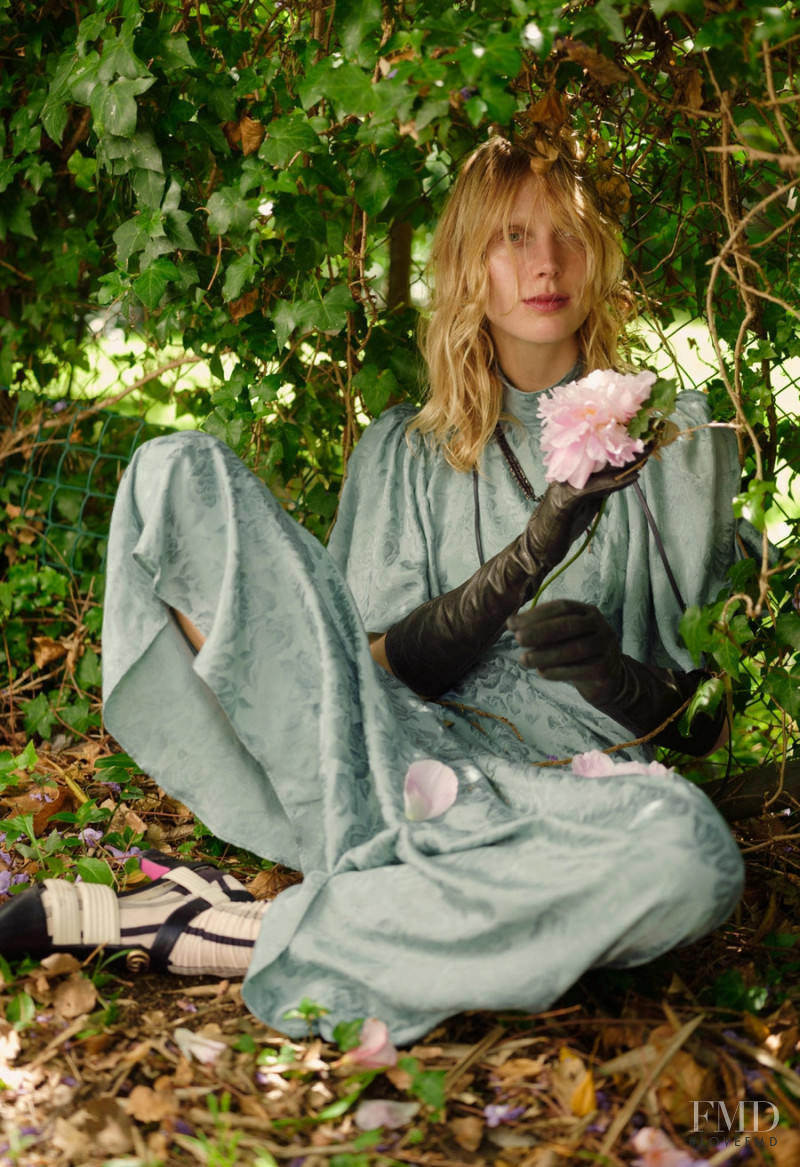 Annely Bouma featured in The Botanist, April 2018