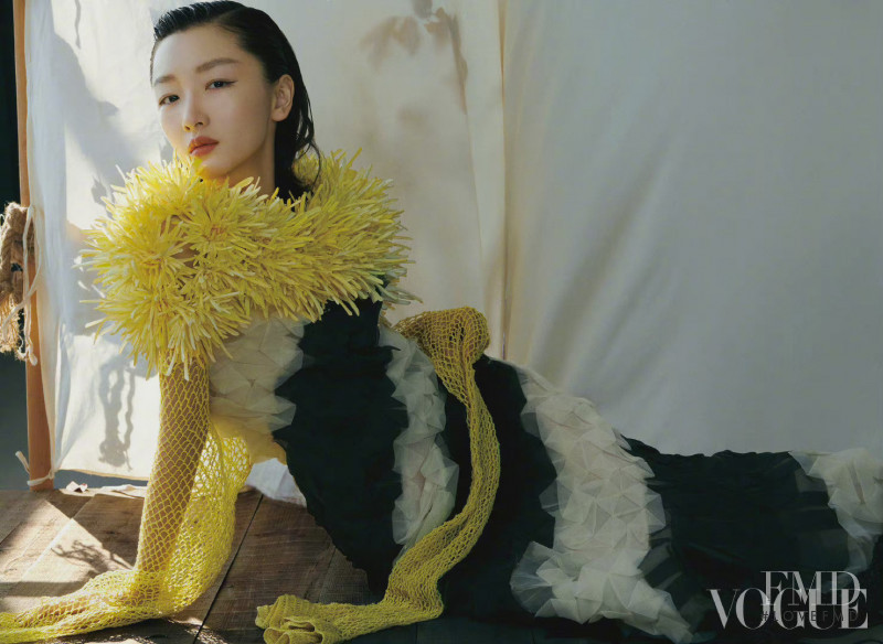 Zhou Dongyu, January 2022
