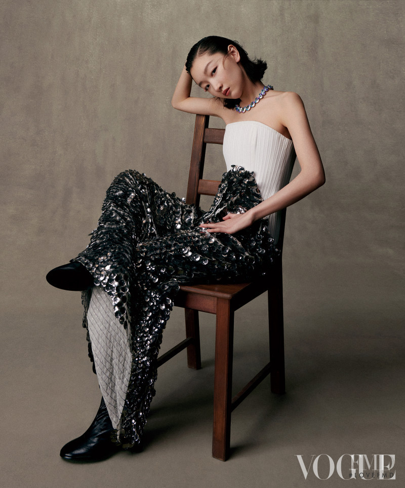 Zhou Dongyu, January 2022