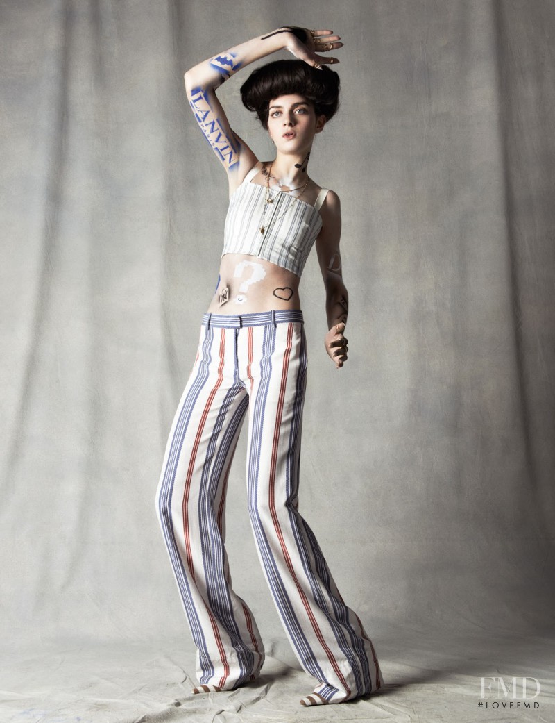 Magda Laguinge featured in Re-Fashion Women Power, March 2013