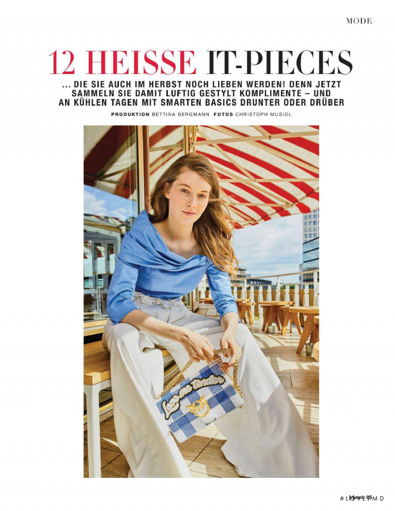 Caroline Lossberg featured in 12 Heisse It-Pieces, August 2017