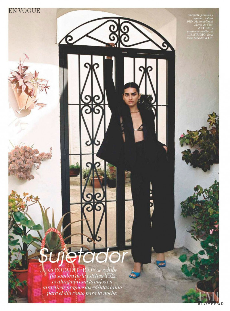 Saffron Abigail Vadher featured in A todo Cuerpo, March 2022