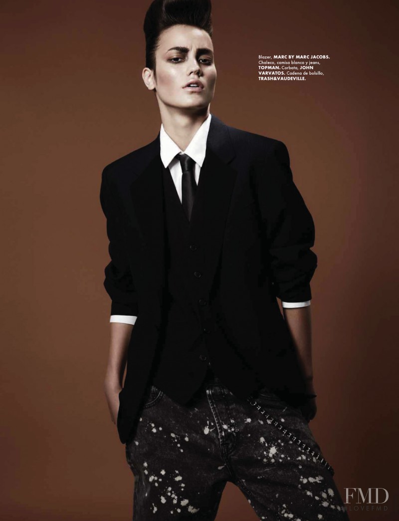 Keilani Asmus featured in Fashion Rocks, February 2013