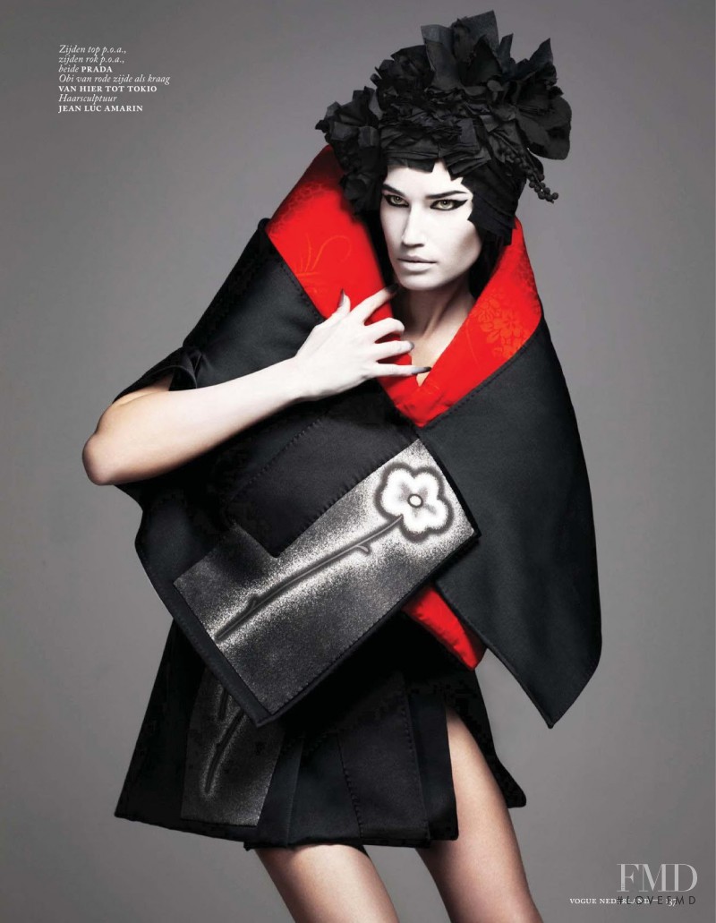 Eugenia Volodina featured in New Tradition, March 2013