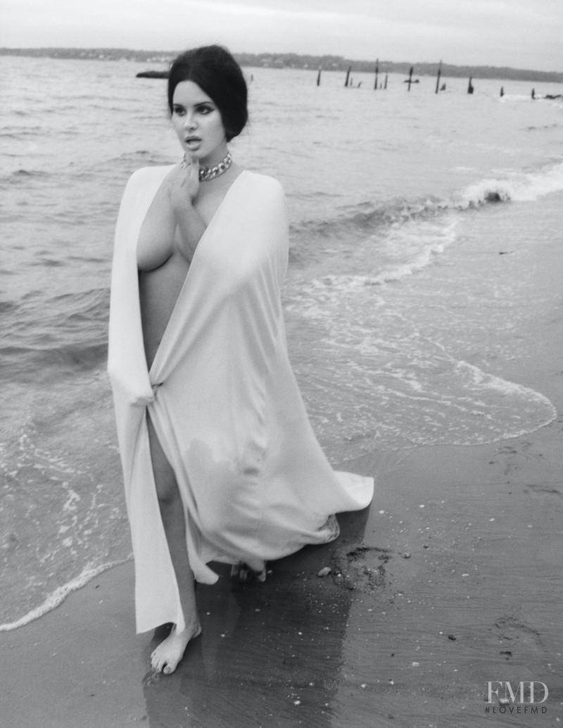 Lana Del Rey Unfiltered, May 2022