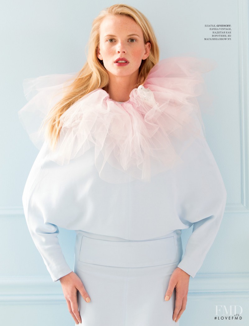 Anne Vyalitsyna featured in So Vyalitsyna, February 2013