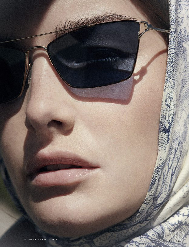 Ophélie Guillermand featured in Sabbia rovente, April 2019