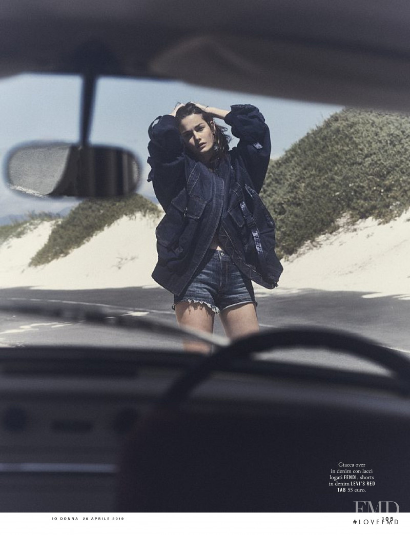 Ophélie Guillermand featured in Sabbia rovente, April 2019