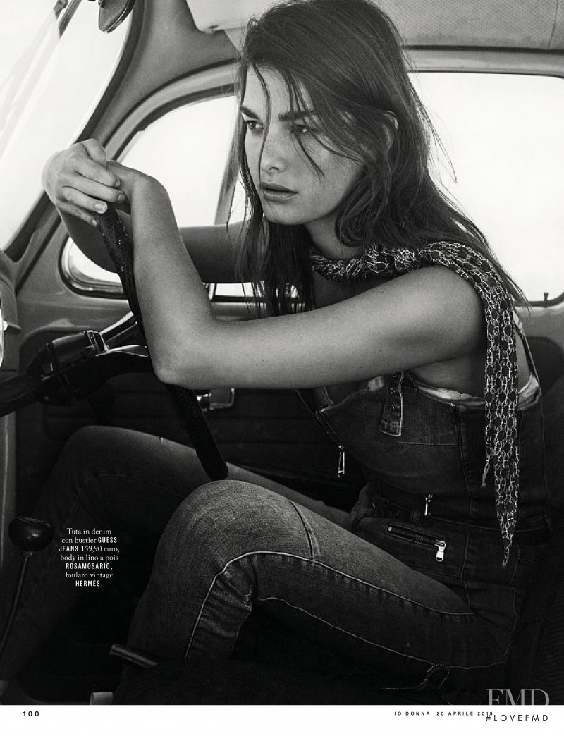 Ophélie Guillermand featured in Sabbia rovente, April 2019