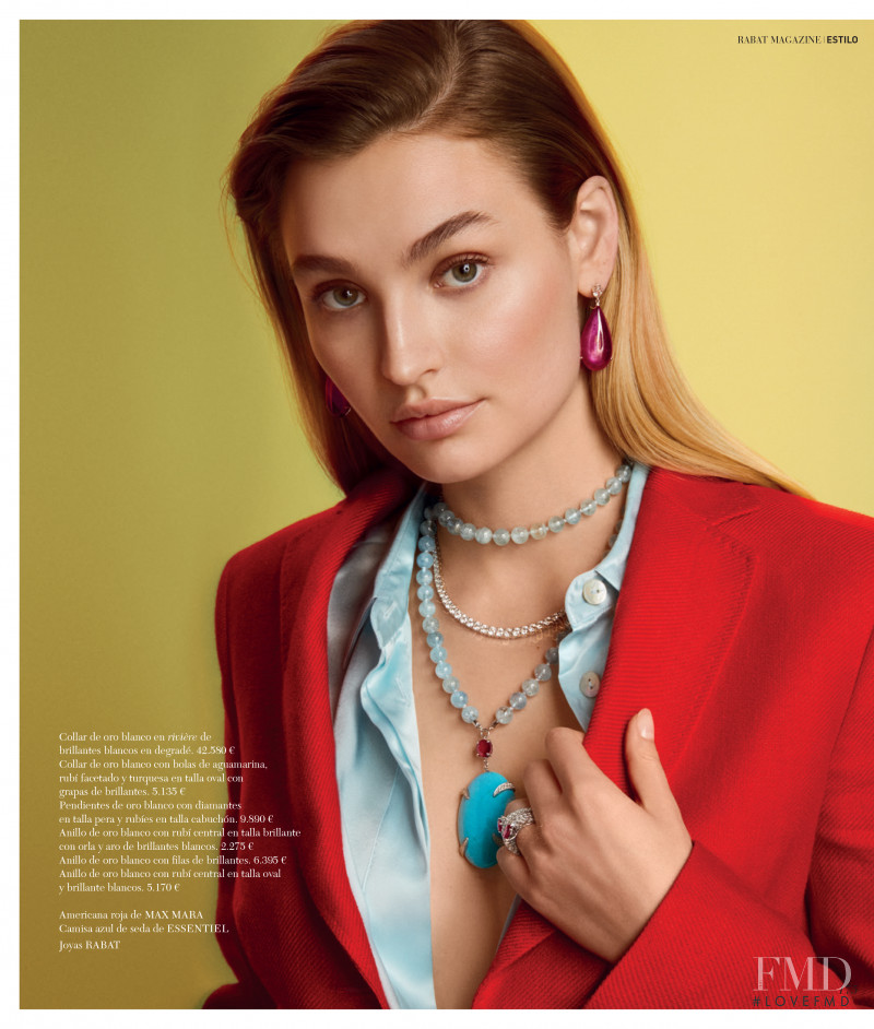 Roosmarijn de Kok featured in Color Up, June 2019