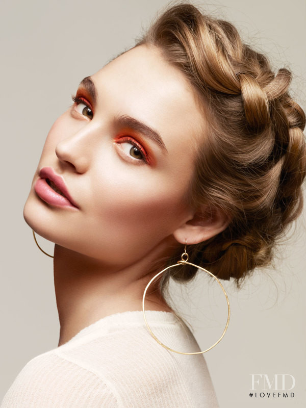 Roosmarijn de Kok featured in Beauty, July 2014