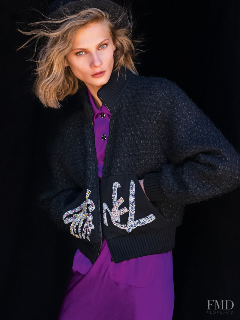 Anna Selezneva featured in High School Girl, September 2022