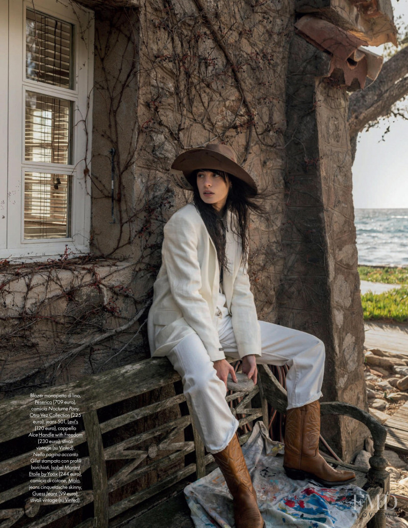 Charlotte Rose Hansen featured in Arte Libera, February 2022