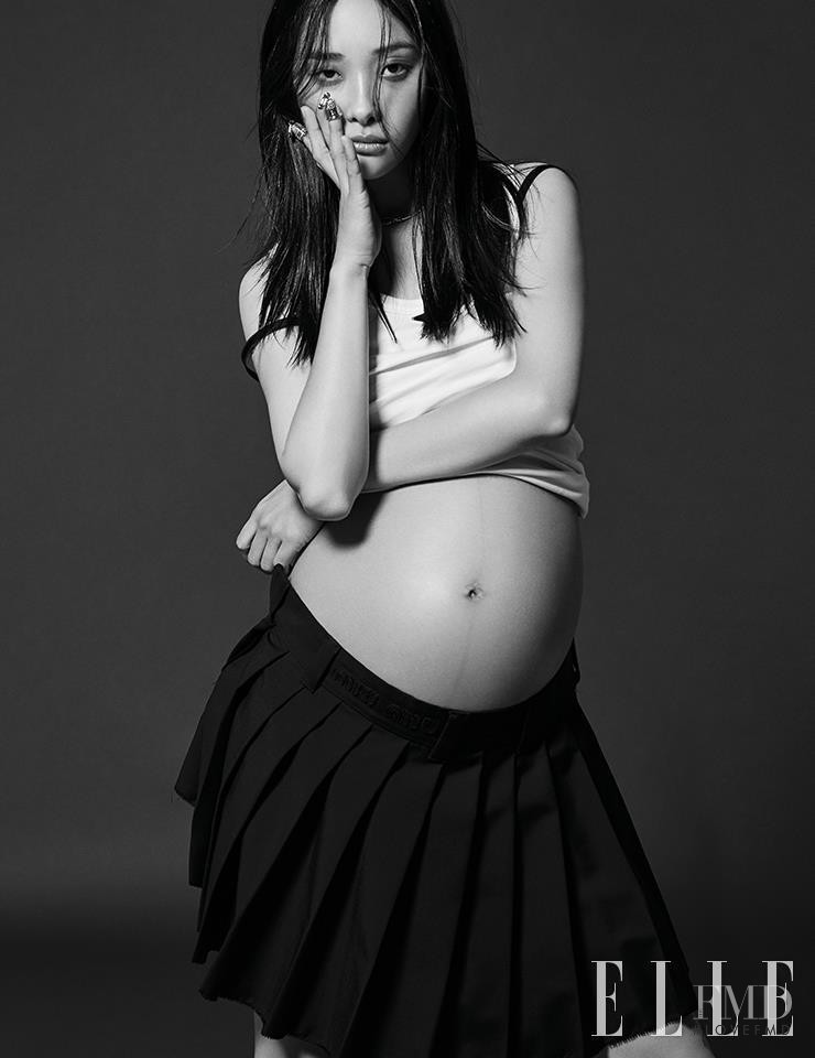 Ji Young Kwak featured in Supermodel Kwak Ji-Young\'s D-Line Charisma, August 2022