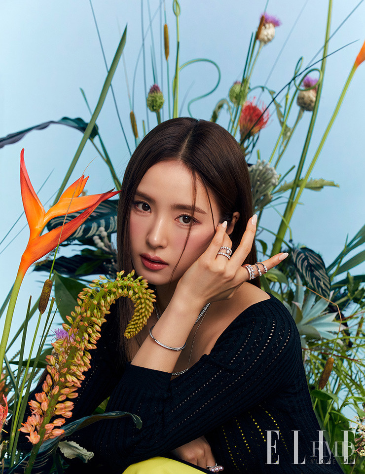 Shin Se-Kyung\'s Dazzling Fantasy, August 2022