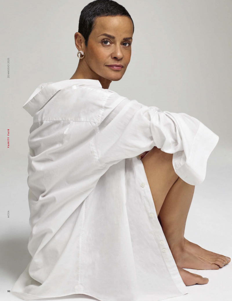 Nadege du Bospertus featured in L\'essenziale, May 2020