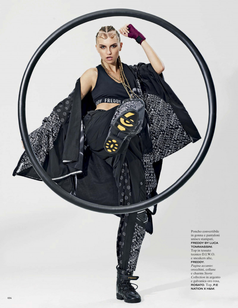Anabela Belikova featured in Mens Sana In Corpore Sano, April 2020