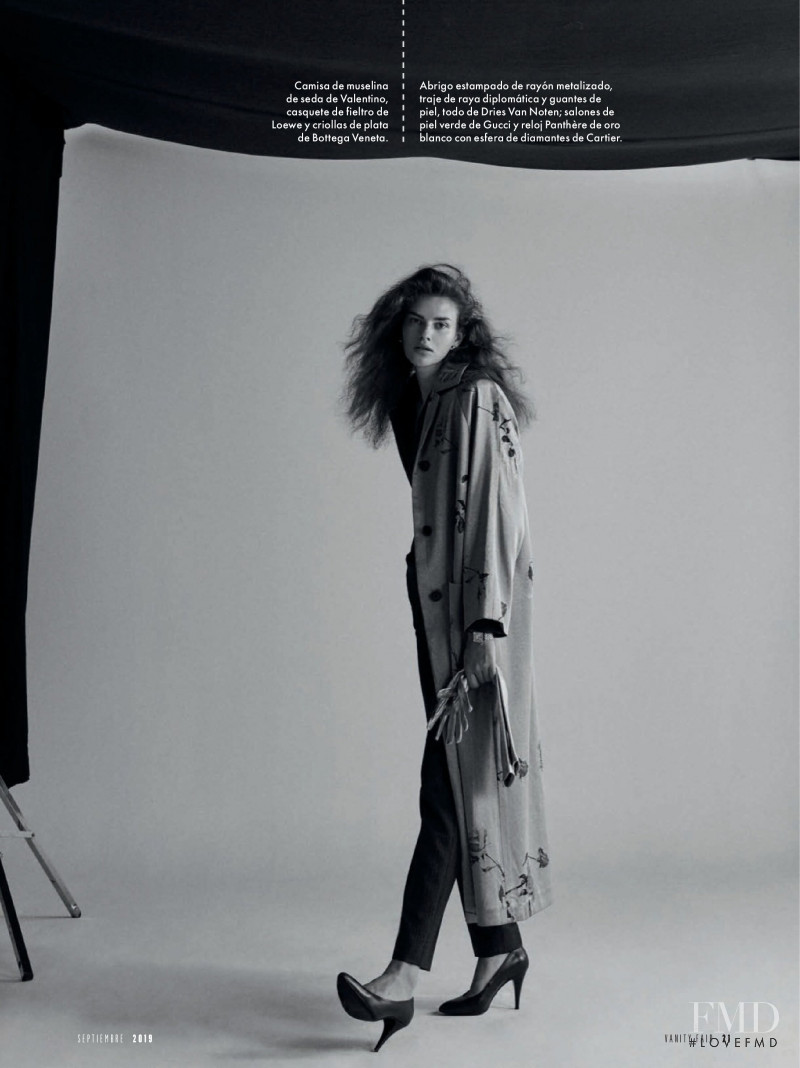 Dorota Kullova featured in A Su Medida, September 2019