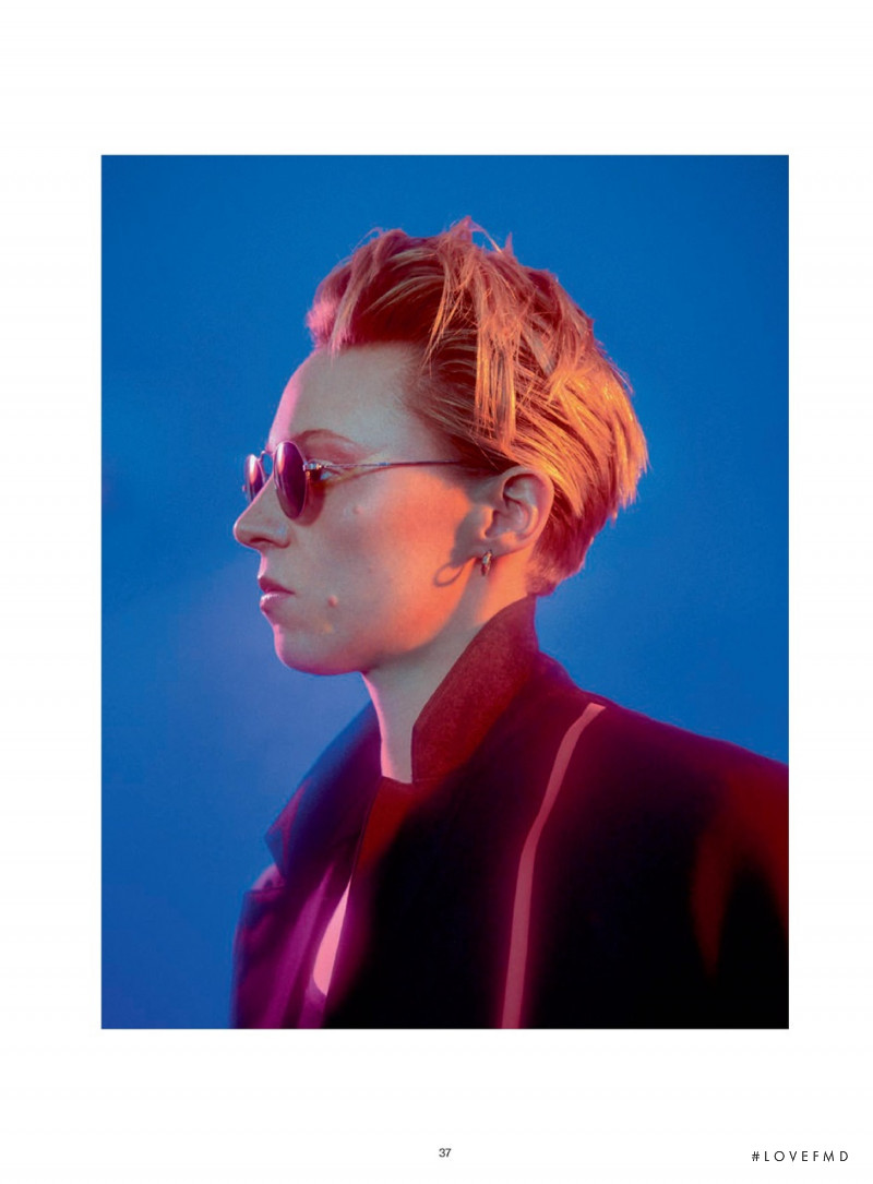 La Roux, April 2020