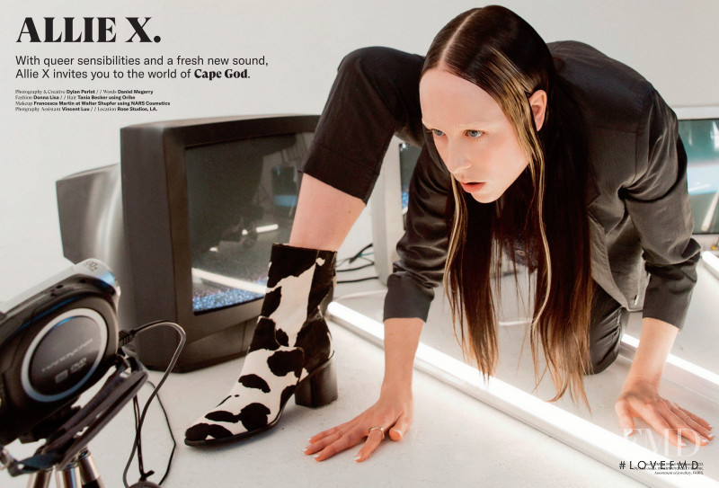 Allie X, March 2020