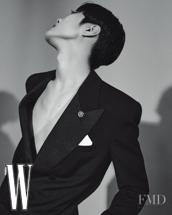 For Saint Laurent By Lee Jong-Won, October 2022