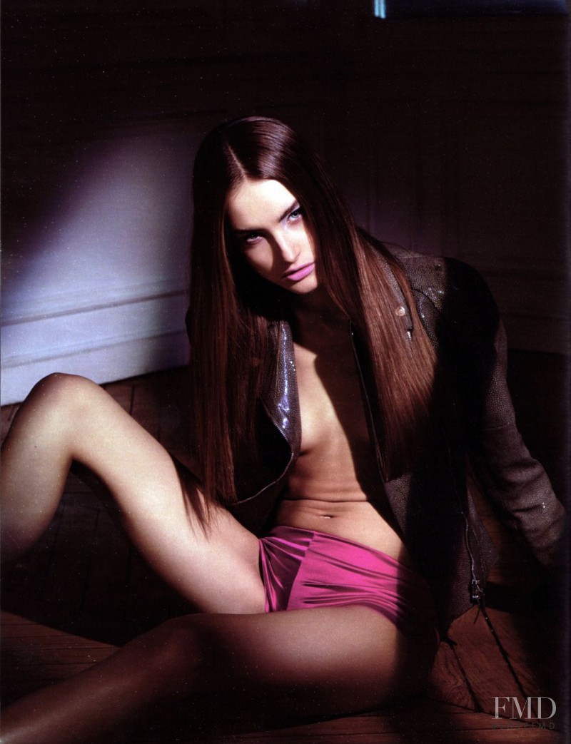 Mariana Idzkowska featured in Milleluci, February 2009