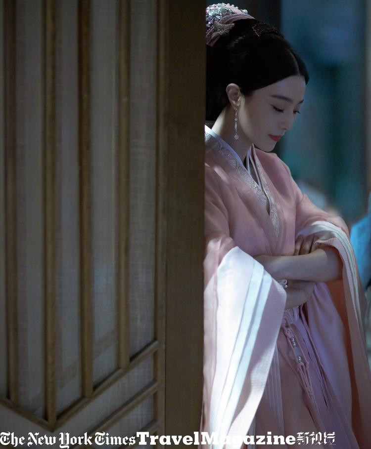 Fan Bing Bing featured in Fan Bing Bing, October 2017