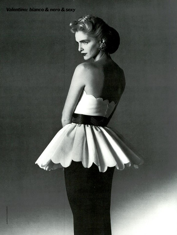 Simonetta Gianfelici featured in bianco & nero & sexy, January 1983