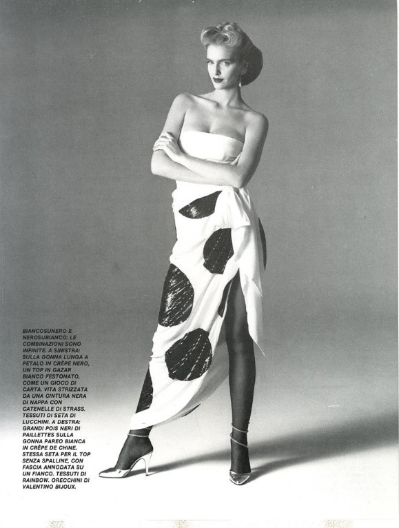 Simonetta Gianfelici featured in bianco & nero & sexy, January 1983