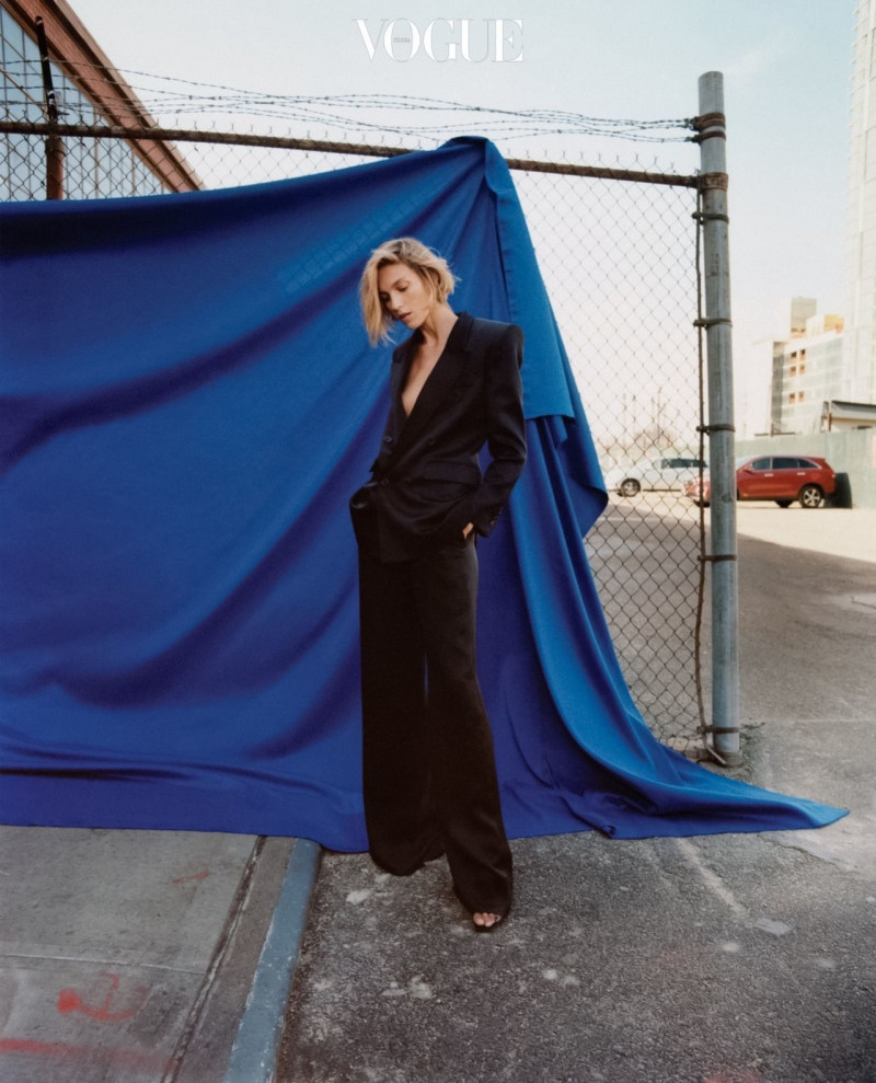 Anja Rubik featured in Absolute Muse, December 2022