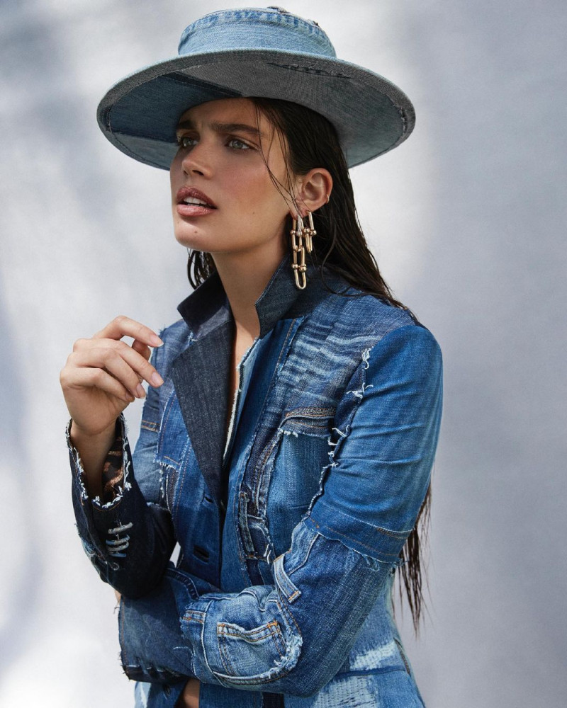 Sara Sampaio featured in Sara Sampaio Y Billie, June 2022